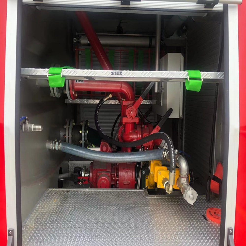 J �|�L��ĭ����܇ ˮ��3.9    ��ĭ1.5